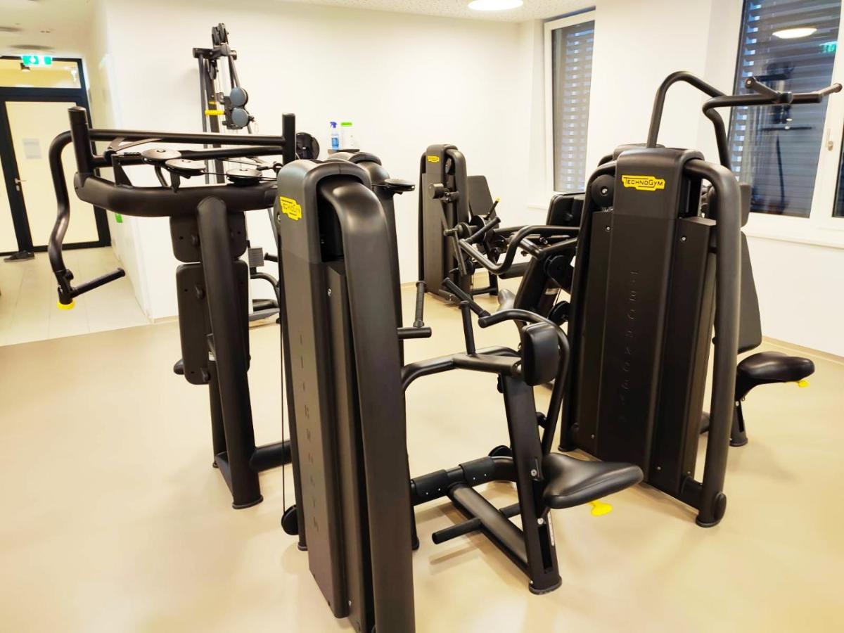 Panorama Apartment Vienna - Free Parking, Sauna & Fitness Buitenkant foto