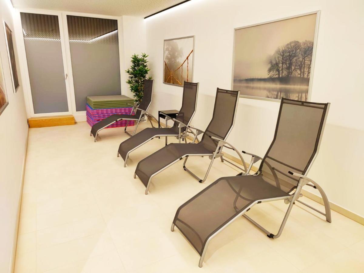 Panorama Apartment Vienna - Free Parking, Sauna & Fitness Buitenkant foto