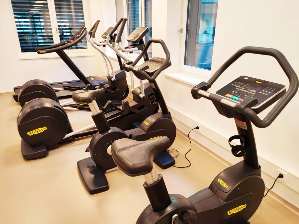 Panorama Apartment Vienna - Free Parking, Sauna & Fitness Buitenkant foto