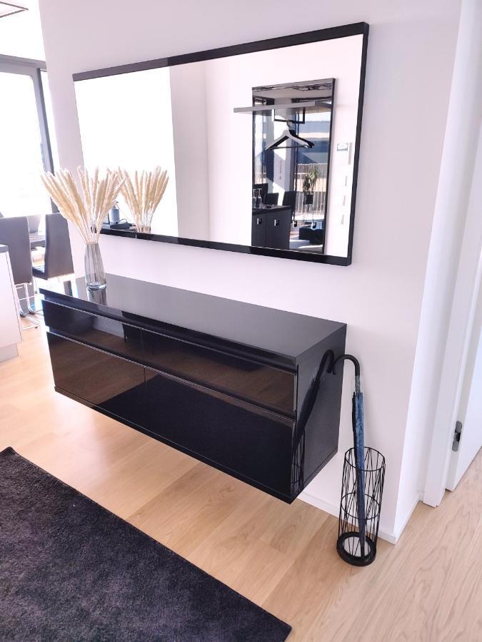 Panorama Apartment Vienna - Free Parking, Sauna & Fitness Buitenkant foto