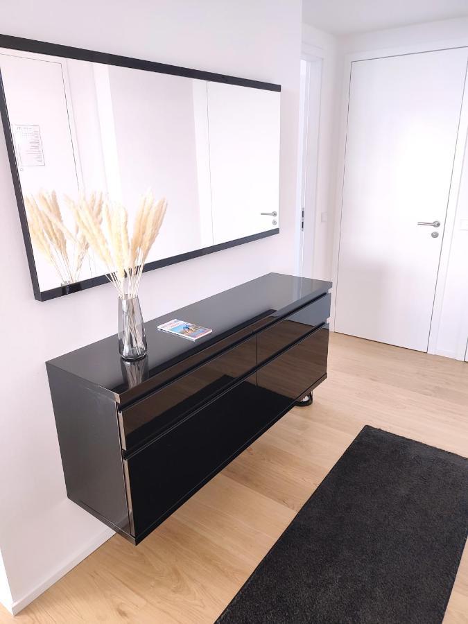 Panorama Apartment Vienna - Free Parking, Sauna & Fitness Buitenkant foto